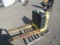 HYSTER W40Z ELECTRIC PALLET JACK, 24V, 4000LB CAPACITY, *NO VISIBLE HOUR METER, *DEAD BATTERY -