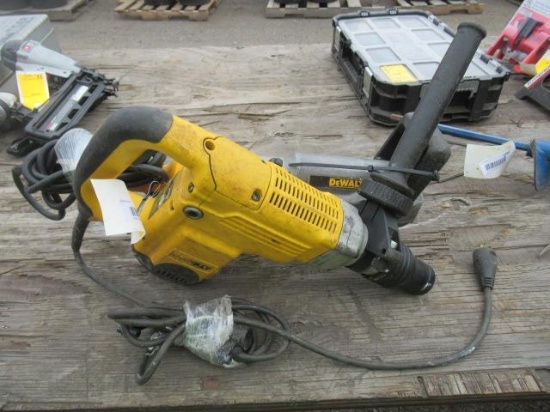 DEWALT D25500 1 9/16 ROTARY HAMMER & DEWALT DW124 1/2'' RT ANGLE DRILL