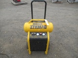 DEWALT ELECTRIC 4.5GAL 1.6 HP AIR COMPRESSOR