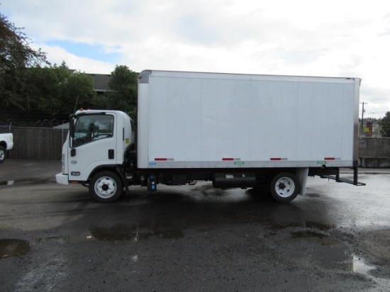 2013 ISUZU NPR 18' COE BOX TRUCK