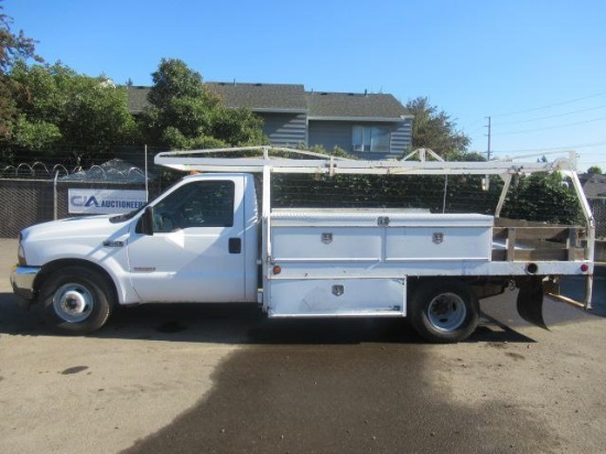 2004 FORD F-350 SERVICE TRUCK