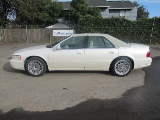 1999 CADILLAC STS