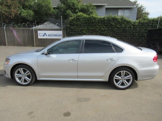 2013 VOLKSWAGEN PASSAT TDI SE