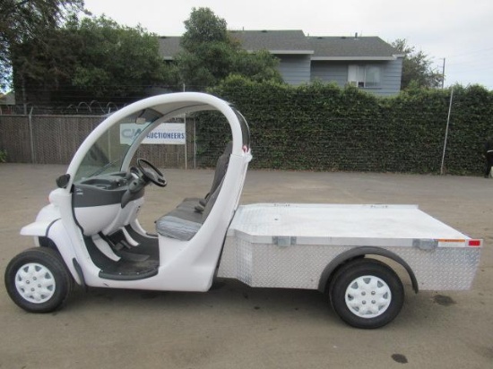 2005 GEM EL XD ELECTRIC UTILITY VEHICLE