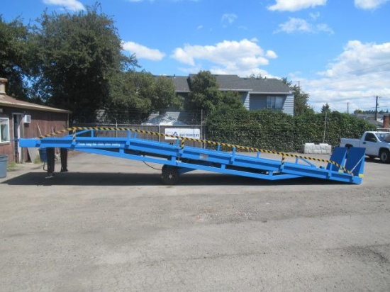 2023 7' X 32' PORTABLE FORKLIFT LOADING DOCK (UNUSED)