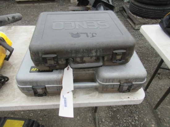 SENCO 14V DURASPIN SCREW KIT W/ (2) BATTERIES & (1) CHARGER (IN CASE) & SENCO SNS45 NAILER IN CASE