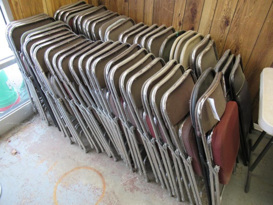 APPROX (50) UPHOLSTERED METAL FOLDING CHAIRS