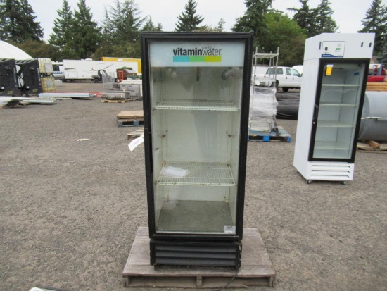 TRUE GDM-12 2-SHELF GLASS FRONT COOLER