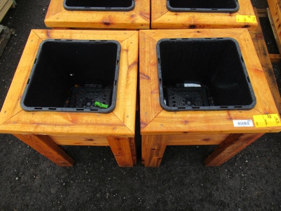 (2) 2' X 19'' X 19'' CEDAR SINGLE POT PLANTERS