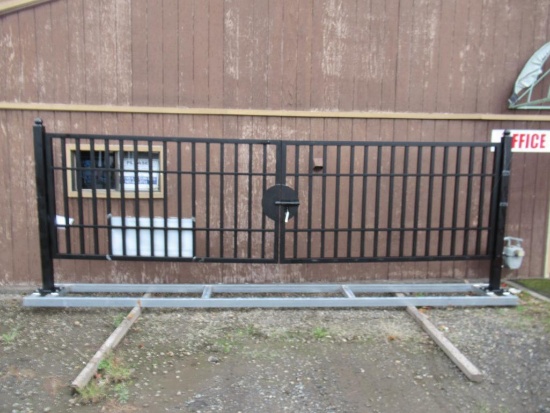 2023 STEELMAN 20' METAL FARM DRIVEWAY GATE W/ BASE (UNUSED)