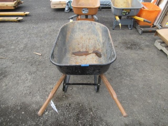 TRUE TEMPER WHEELBARROW