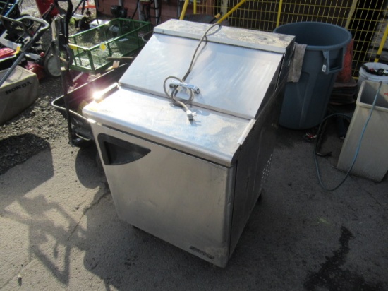 TURBO AIR TST-28SD REFRIGERATED PREP TABLE