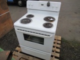 FRIGIDAIRE STOVE W/ POTS *UNKNOWN WORKING CONDITION