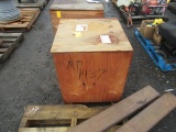 WOODEN TOTE OF ASSORTED LARGE GEARS