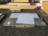 (4) ALUMINUM ROAD SIGNS & ASSORTED SIZE METAL STOCK
