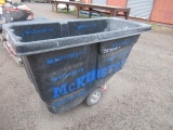 RUBBERMAID PLASTIC DUMP CART