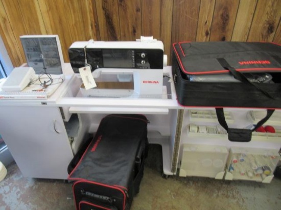 BERNINA B790 EMBROIDERY/SEWING MACHINE W/ ROLLING SEWING TABLE & CARRYING CASES