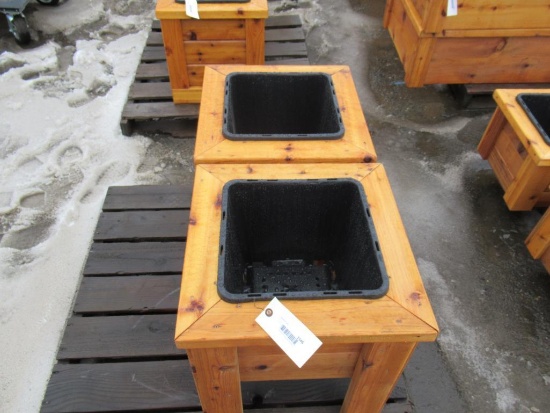 (2) 20'' X 20'' CEDAR PLANTER BOXES