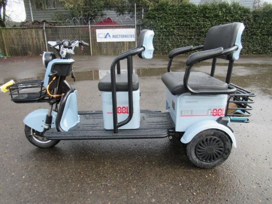 2024 MECO M3 3-PASSENGER 110V ELECTRIC CART W/ CHARGER (UNUSED)