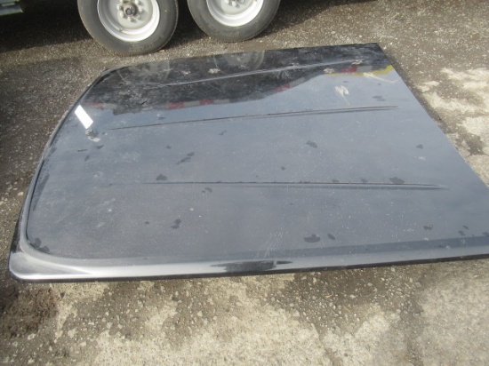 TRUCK BED TONNEAU COVER *MAKE UNKNOWN, *CRACKED