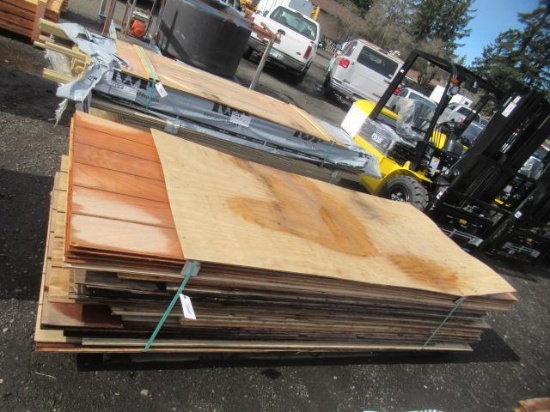 APPROX (32) ASSORTED SIZE SHEETS OF SIDING