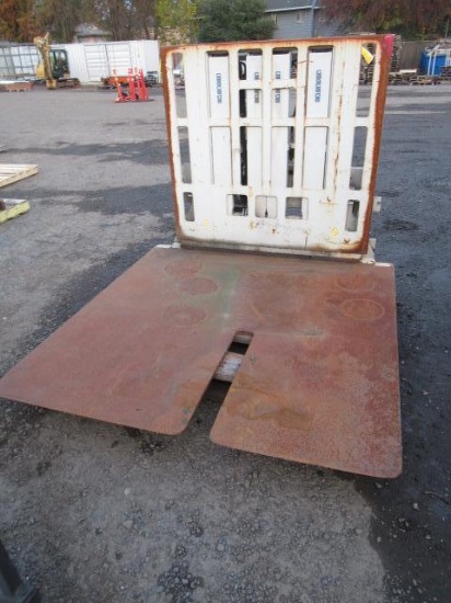 CASCADE 45E-PXS-412 PUSH/PULL FORKLIFT ATTACHMENT