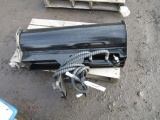 2024 GIYI 3T EXCAVATOR 32'' HYDRAULIC SWIVEL BUCKET (UNUSED)