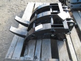 2025 FUTURE 13.5'' QUICK CHANGE GRABBER ATTACHMENT (UNUSED)