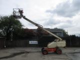 JLG MAN LIFT