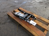 2025 FUTURE 8'' MINI EXCAVATOR HYDRAULIC THUMB ATTACHMENT (UNUSED)