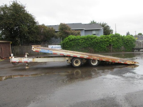 2006 TRAILMAX TD-40-T TANDEM AXLE TILT DECK TRAILER