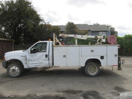 2006 FORD F-550 XL 4X4 SUPER DUTYSERVICE TRUCK