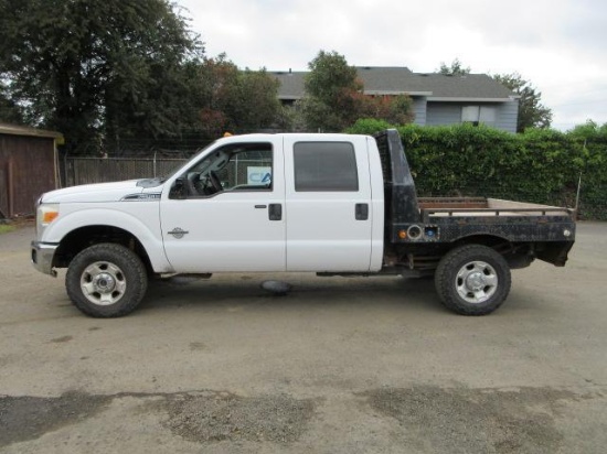 2012 FORD F-250 XLT SUPER DUTY 4X4 CREW CAB FLATBED TRUCK