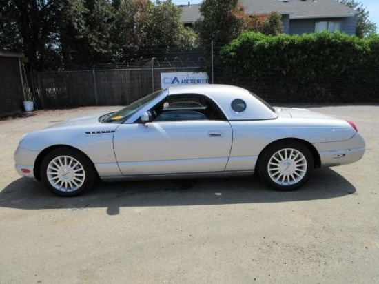 2004 FORD THUNDERBIRD