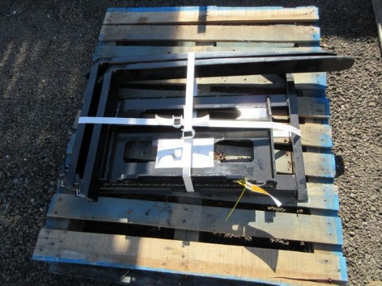 2025 ABOSS MINI SKID STEER FORK ATTACHMENT W/ 35'' X 3'' FORKS (UNUSED)