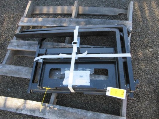 2025 ABOSS MINI SKID STEER FORK ATTACHMENT W/ 35'' X 3'' FORKS (UNUSED)
