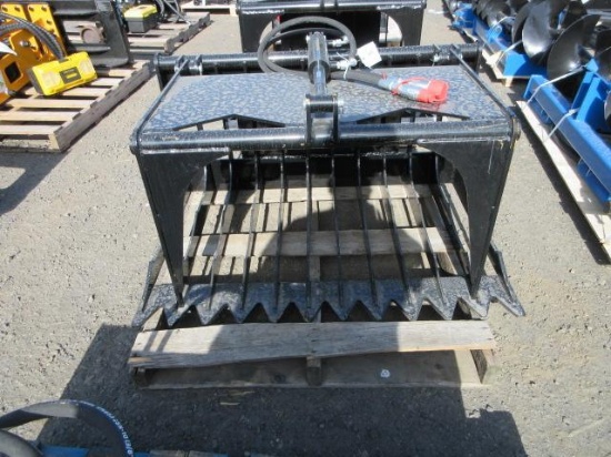 2025 FUTURE FT-HWG44C 44'' MINI SKID STEER HOLLOW WOOD GRAPPLE (UNUSED)
