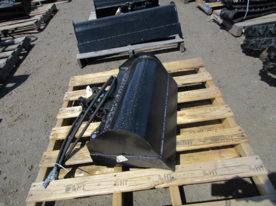 2025 FUTURE 24'' MINI EXCAVATOR TILT BUCKET (UNUSED)