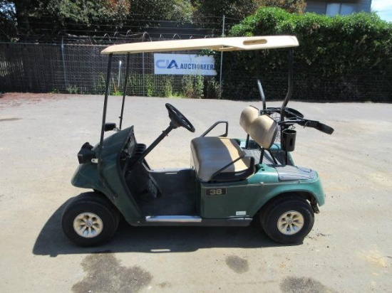 EZ-GO ELECTRIC GOLF CART