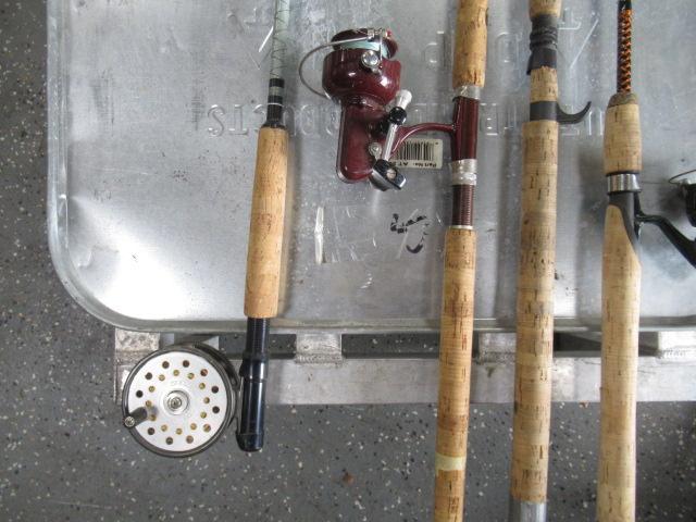 best grub lures for pan fish Crappie Jigs and Kit -135 & 40 Piece Set with Plastics, Jig Heads, Split-Tail Baits Jorgensen's Jiggy Mysis My new Dobyns Sierra Color:Metallic Watermelon & Mylar Wing MWTM-MY This custom mold was
