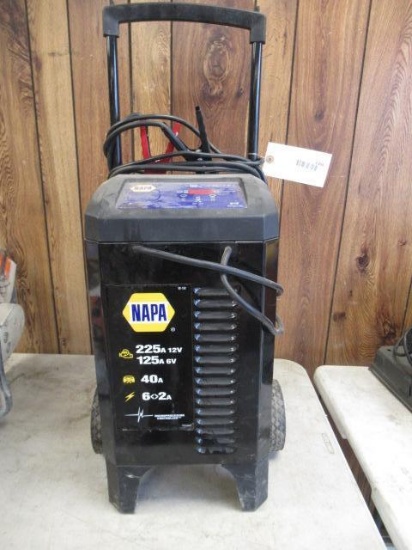 **PULLED** NAPA 12V/6V PORTABLE BATTERY CHARGER, 40AMP
