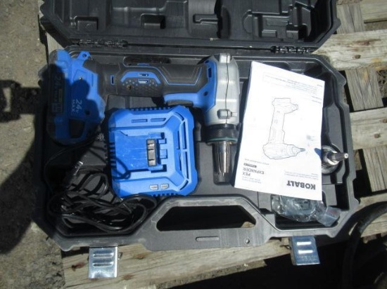 KOBALT 24V MAX CORDLESS PEX EXPANDER TOOL W/ (2) DIES, BATTERY, & CHARGER