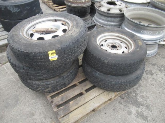 (5) HANKOOK 235/75R17 TIRES ON 6 LUG WHEELS