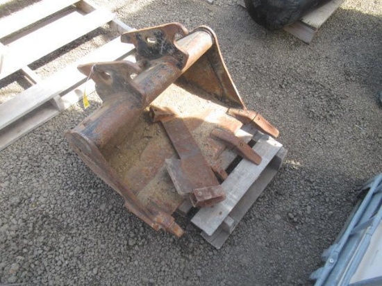 FMCO 23'' QUICK CHANGE EXCAVATOR DIGGING BUCKET