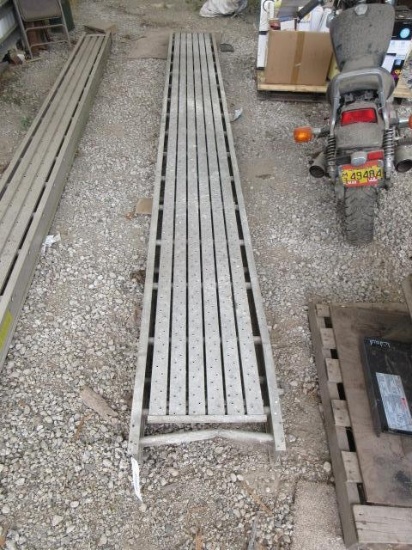 WERNER TASK MASTER 16' ALUMINUM SCAFFOLDING PLANK