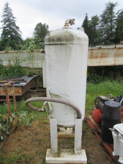 AIR TANK
