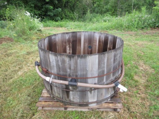 3' T X 5' W WOODEN HOT TUB