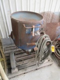 ROLLING SAND BLASTING POT
