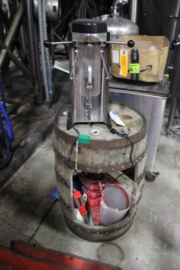 OKTOBER MODEL 7 CAN SEAMER W/BARREL STAND