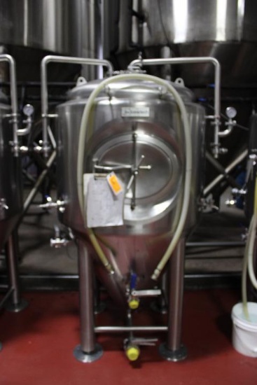 SS BREWTECH 5BBL JACKETED UNITANK